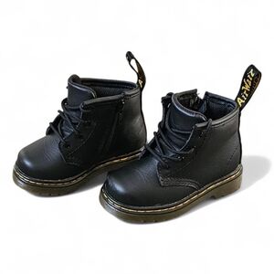 Dr. Martens 1460 Toddler Leather Boots – Black Combat Lace-Up (Size 6 US / 21.5